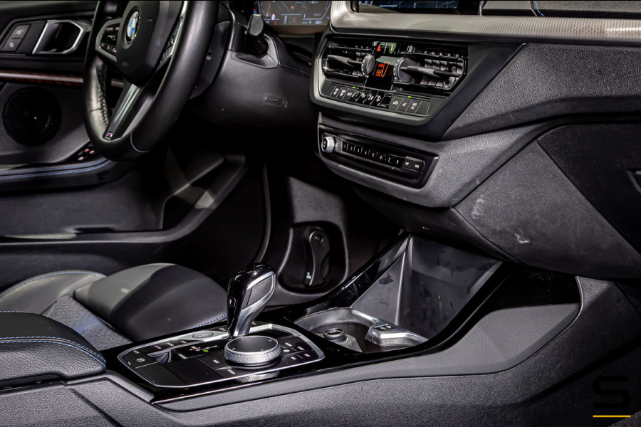 BMW 1-serie 118i|M-sport|Leder|Sportstoelen|Cam|CarPlay