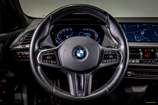 BMW 1-serie 118i|M-sport|Leder|Sportstoelen|Cam|CarPlay