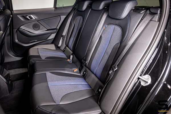 BMW 1-serie 118i|M-sport|Leder|Sportstoelen|Cam|CarPlay