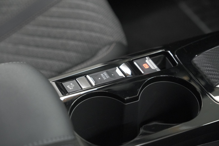 Peugeot 2008 PureTech 130 EAT8 Allure | 360 Camera | Allseason Banden | Adaptieve Cruise Control