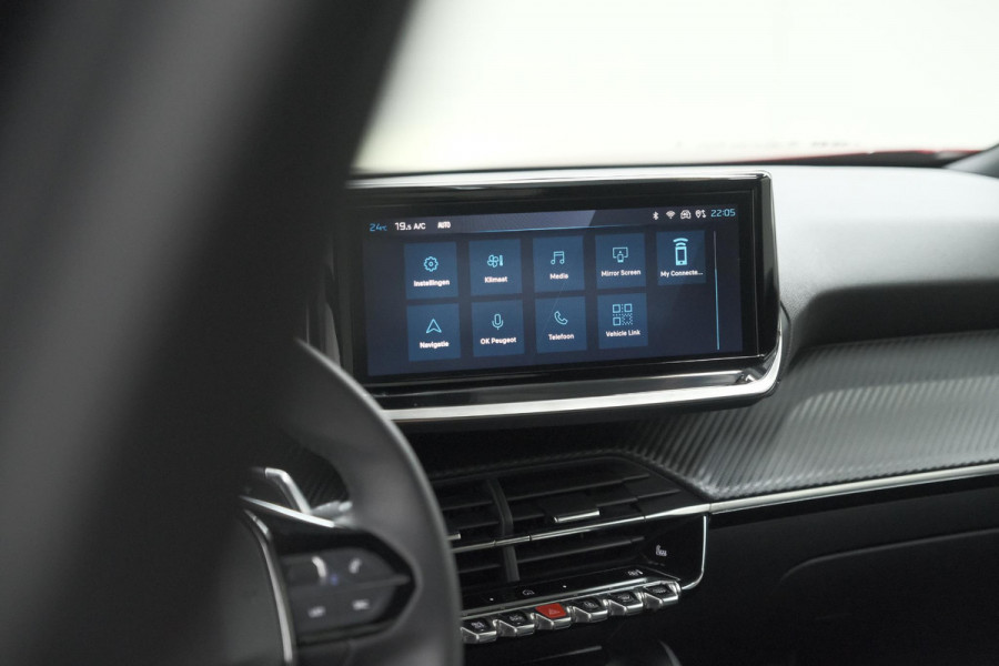 Peugeot 2008 PureTech 130 EAT8 Allure | 360 Camera | Allseason Banden | Adaptieve Cruise Control