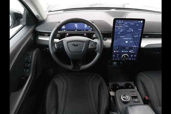 Ford Mustang Mach-E Extended RWD 98 kWh SOH 92,5% | Bang & Olufsen | Pano | 360 Camera | Navigatie | Stoel & Stuurverwarming | Carplay | Navigatie | Adaptive cruise control | Keyless | DAB radio | Climate control