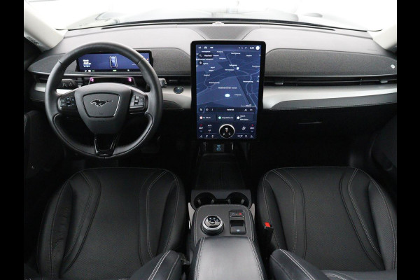 Ford Mustang Mach-E Extended RWD 98 kWh SOH 92,5% | Bang & Olufsen | Pano | 360 Camera | Navigatie | Stoel & Stuurverwarming | Carplay | Navigatie | Adaptive cruise control | Keyless | DAB radio | Climate control
