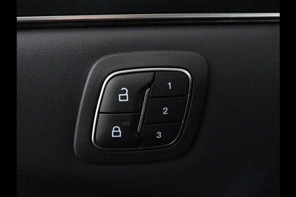 Ford Mustang Mach-E Extended RWD 98 kWh SOH 92,5% | Bang & Olufsen | Pano | 360 Camera | Navigatie | Stoel & Stuurverwarming | Carplay | Navigatie | Adaptive cruise control | Keyless | DAB radio | Climate control