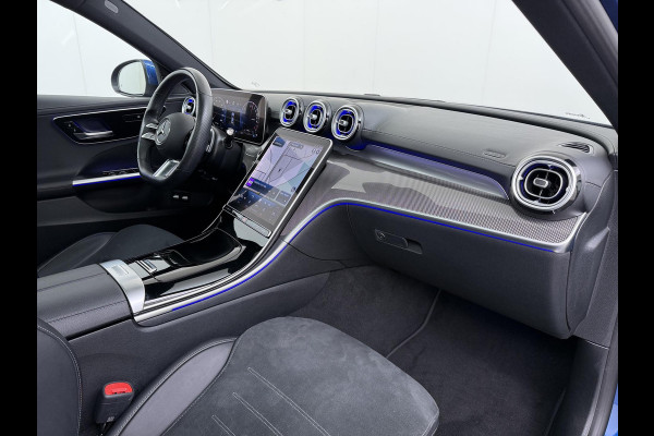 Mercedes-Benz C-Klasse 300 e AMG Line Limited PHEV | PANORAMADAK | DISTRONIC (ACC) | ACHTERUITRIJCAMERA | DODEHOEKASSISTENT | AMBIENT LIGHTING | MERCEDES-DEALER ONDERHOUDEN | RIJKLAAR MET 12 MAANDEN BOVAG GARANTIE |