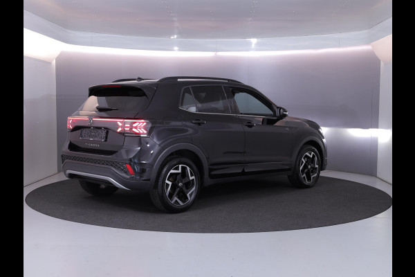 Volkswagen T-Cross 1.5 TSI R-Line 150 pk Automaat (DSG) | Navigatie | Trekhaak (afneembaar) | Parkeersensoren | Achteruitrijcamera | Matrix LED koplampen | R-Line |