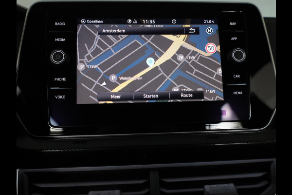 Volkswagen T-Cross 1.5 TSI R-Line 150 pk Automaat (DSG) | Navigatie | Trekhaak (afneembaar) | Parkeersensoren | Achteruitrijcamera | Matrix LED koplampen | R-Line |