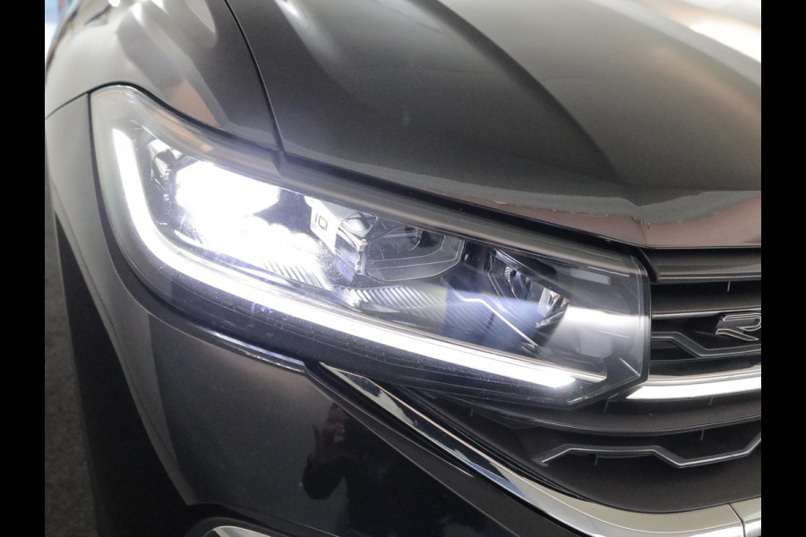 Volkswagen T-Cross 1.5 TSI R-Line 150 pk Automaat (DSG) | Navigatie | Trekhaak (afneembaar) | Parkeersensoren | Achteruitrijcamera | Matrix LED koplampen | R-Line |