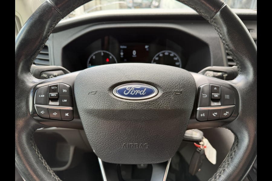 Ford Transit 350 2.0 TDCI L3H2 Trend RWD / trekhaak 2800 kg ! / vaste prijs rijklaar € 18.950 ex btw / lease vanaf € / airco / cruise / stoelverwarming / camera / euro 6 / bpm vrij