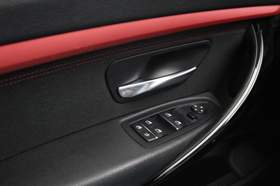 BMW 3-serie Gran Turismo 320i 184 PK Automaat Executive, Panoramadak, LED, Sportstoelen, Navigatie