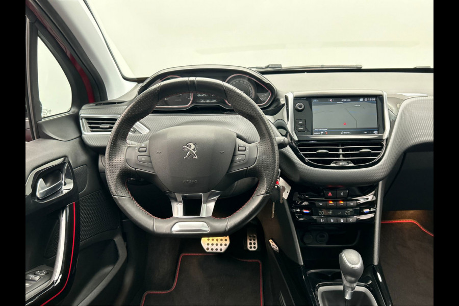 Peugeot 2008 1.2 PureTech GT-Line Automaat | Trekhaak | Carplay | Camera | Panoramadak | Climate-control | Leder |