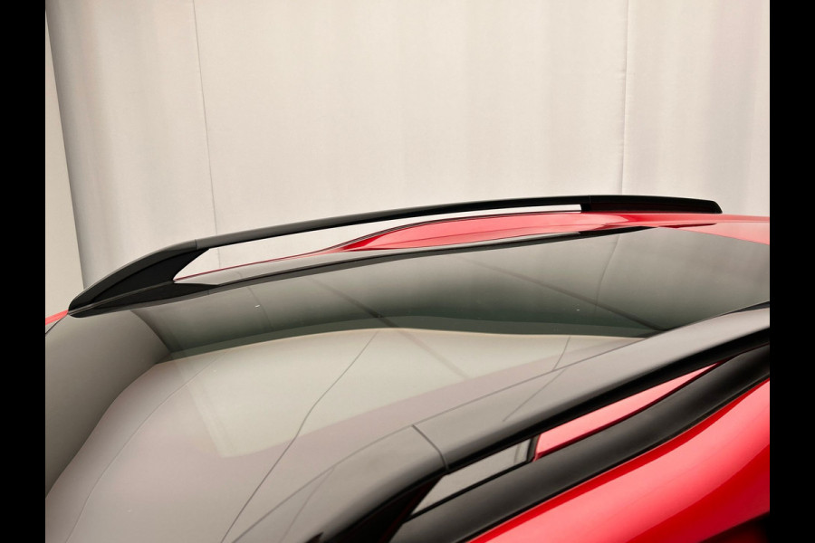 Peugeot 2008 1.2 PureTech GT-Line Automaat | Trekhaak | Carplay | Camera | Panoramadak | Climate-control | Leder |