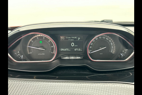 Peugeot 2008 1.2 PureTech GT-Line Automaat | Trekhaak | Carplay | Camera | Panoramadak | Climate-control | Leder |