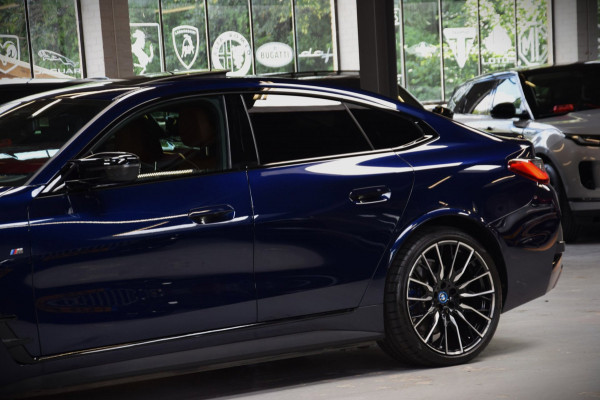BMW i4 M50 High Executive 84 kWh Navi|Schuif/kantel-dak|ACC|SOH 92.21%|Leder|BTW|544pk!