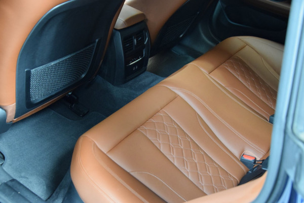 BMW i4 M50 High Executive 84 kWh Navi|Schuif/kantel-dak|ACC|SOH 92.21%|Leder|BTW|544pk!