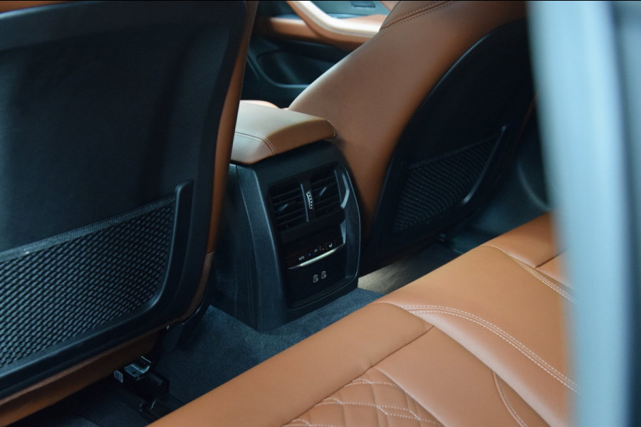 BMW i4 M50 High Executive 84 kWh Navi|Schuif/kantel-dak|ACC|SOH 92.21%|Leder|BTW|544pk!