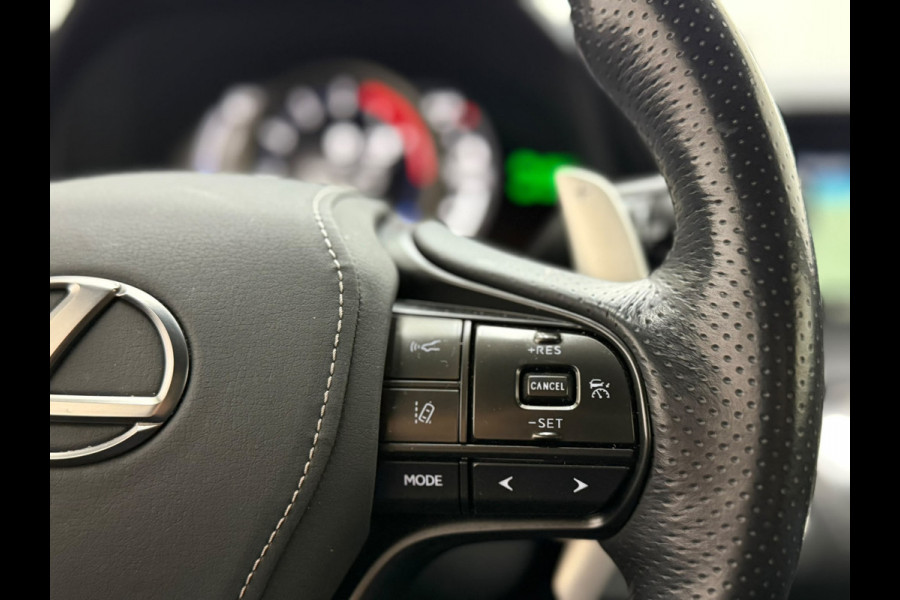 Lexus LC 500h 359pk Carbon dak HUD 21inch
