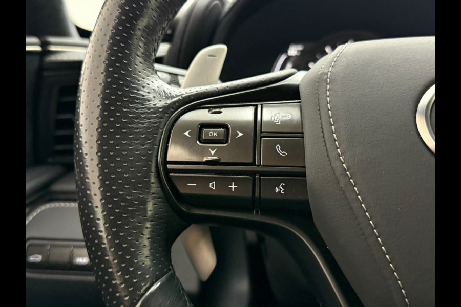 Lexus LC 500h 359pk Carbon dak HUD 21inch