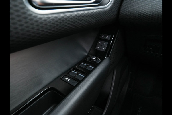 Land Rover Range Rover Velar 3.0 D300 R-Dynamic SE (INCL.BTW) Aut. *PANO | HEAD-UP | LEATHER-FABRIC | FULL-LED | MEMORY-PACK | BLIND-SPOT | DIGI-COCKPIT | CAMERA | KEYLESS | HEATED-COMFORTSEATS | PRIVACY-GLASS | SHIFTPADDLES | 22"ALU*