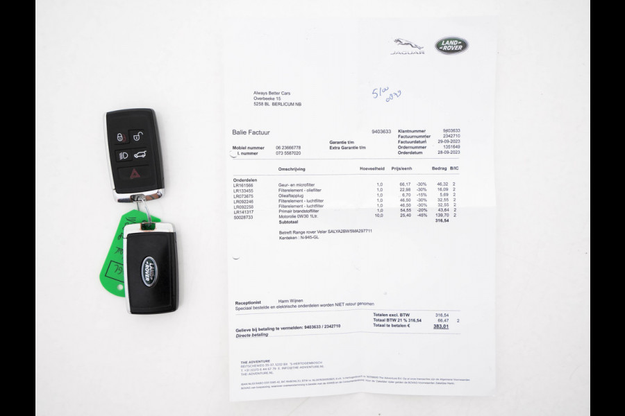 Land Rover Range Rover Velar 3.0 D300 R-Dynamic SE (INCL.BTW) Aut. *PANO | HEAD-UP | LEATHER-FABRIC | FULL-LED | MEMORY-PACK | BLIND-SPOT | DIGI-COCKPIT | CAMERA | KEYLESS | HEATED-COMFORTSEATS | PRIVACY-GLASS | SHIFTPADDLES | 22"ALU*