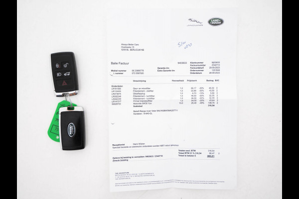 Land Rover Range Rover Velar 3.0 D300 R-Dynamic SE (INCL.BTW) Aut. *PANO | HEAD-UP | LEATHER-FABRIC | FULL-LED | MEMORY-PACK | BLIND-SPOT | DIGI-COCKPIT | CAMERA | KEYLESS | HEATED-COMFORTSEATS | PRIVACY-GLASS | SHIFTPADDLES | 22"ALU*