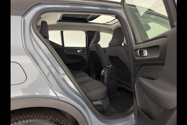 Volvo XC40 1.5 T4 Recharge R-Design Expression {SoH-83%} (Plug-in) (INCL-BTW)  Aut. *PANO | DIGI-COCKPIT | HARMAN/KARDON | BLINDSPOT | KEYLESS | DAB | SPORTSEATS | FULL-LED | NAVI-FULLMAP | CAMERA | ECC | TOWBAR | 18'' ALU*