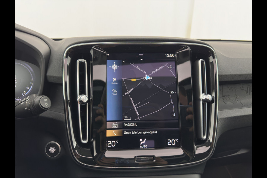 Volvo XC40 1.5 T4 Recharge R-Design Expression {SoH-83%} (Plug-in) (INCL-BTW)  Aut. *PANO | DIGI-COCKPIT | HARMAN/KARDON | BLINDSPOT | KEYLESS | DAB | SPORTSEATS | FULL-LED | NAVI-FULLMAP | CAMERA | ECC | TOWBAR | 18'' ALU*