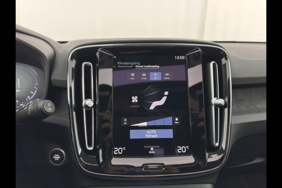 Volvo XC40 1.5 T4 Recharge R-Design Expression {SoH-83%} (Plug-in) (INCL-BTW)  Aut. *PANO | DIGI-COCKPIT | HARMAN/KARDON | BLINDSPOT | KEYLESS | DAB | SPORTSEATS | FULL-LED | NAVI-FULLMAP | CAMERA | ECC | TOWBAR | 18'' ALU*