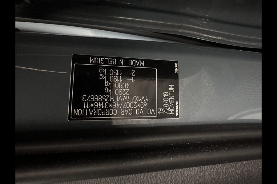 Volvo XC40 1.5 T4 Recharge R-Design Expression {SoH-83%} (Plug-in) (INCL-BTW)  Aut. *PANO | DIGI-COCKPIT | HARMAN/KARDON | BLINDSPOT | KEYLESS | DAB | SPORTSEATS | FULL-LED | NAVI-FULLMAP | CAMERA | ECC | TOWBAR | 18'' ALU*
