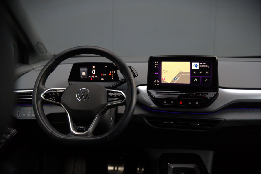 Volkswagen ID.4 First 77 kWh | Stoelverwarming | Stuurverwarming | Adaptive Cruise Control | Navigatie | Apple Carplay | Keyless | Camera | Parkeersensoren | NAP | BTW | Dealer Onderhouden | SOH 93,7%