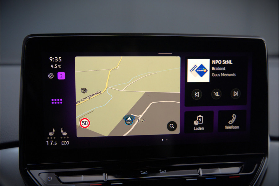 Volkswagen ID.4 First 77 kWh | Stoelverwarming | Stuurverwarming | Adaptive Cruise Control | Navigatie | Apple Carplay | Keyless | Camera | Parkeersensoren | NAP | BTW | Dealer Onderhouden | SOH 93,7%