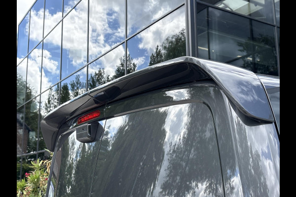 Peugeot e-Expert L3 75 kWh | STX Sport | Lederen bekleding | Spoilerpakket | 18 inch Lichtmetalen velgen | Dynamic NAV Pakket | Winterpakket | Comfort Pakket | betimmering | 2x schuifdeur | Mooiste bus van Nederland!