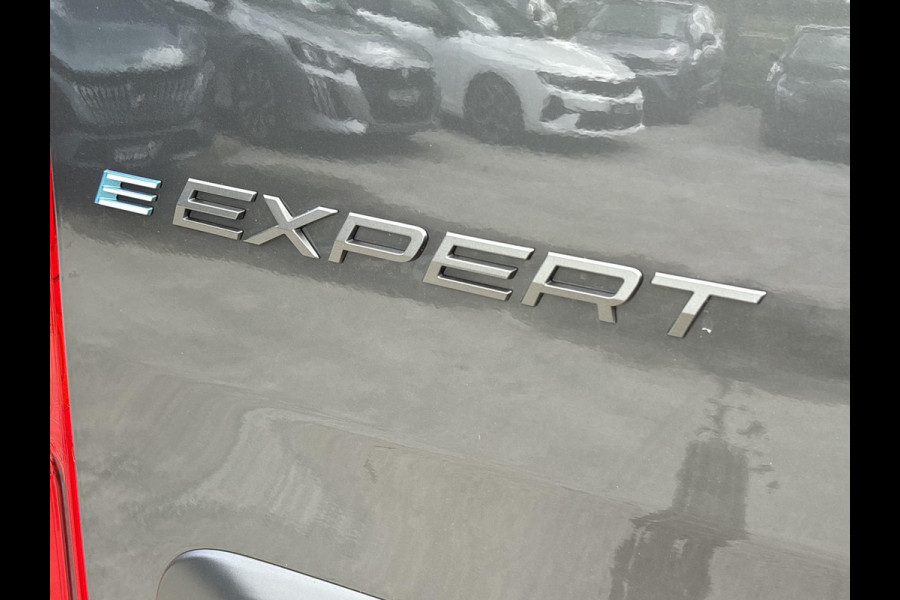 Peugeot e-Expert L3 75 kWh | STX Sport | Lederen bekleding | Spoilerpakket | 18 inch Lichtmetalen velgen | Dynamic NAV Pakket | Winterpakket | Comfort Pakket | betimmering | 2x schuifdeur | Mooiste bus van Nederland!