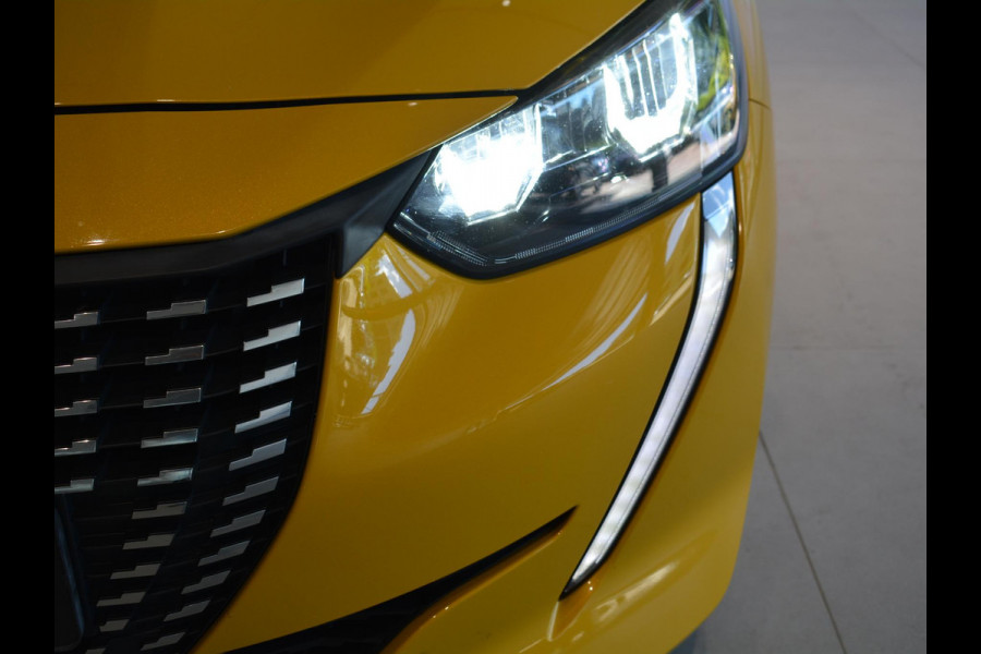 Peugeot 208 1.2 PureTech Active Pack | 100pk | Navigatie | Android Auto / Apple CarPlay | Parkeersensoren achter | Lichtmetalen velgen |