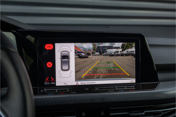 Volkswagen Golf 2.0 TSI GTI Pano-H/K-IQLight