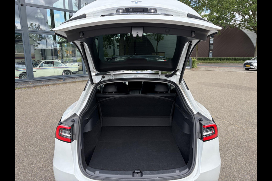 Tesla Model Y Long Range AWD 75 kWh SOH 95% | VAN: 39.900,- VOOR: 37.770,- UW WKVOORDEEL: 2.130,-| TESLA FABRIEKSGARANTIE TOT 2027 | FABRIEKSGARANTIE OP ACCU & AANDRIJFLIJN TOT 2032 OF 192.000 KM| BTW VERREKENBAAR