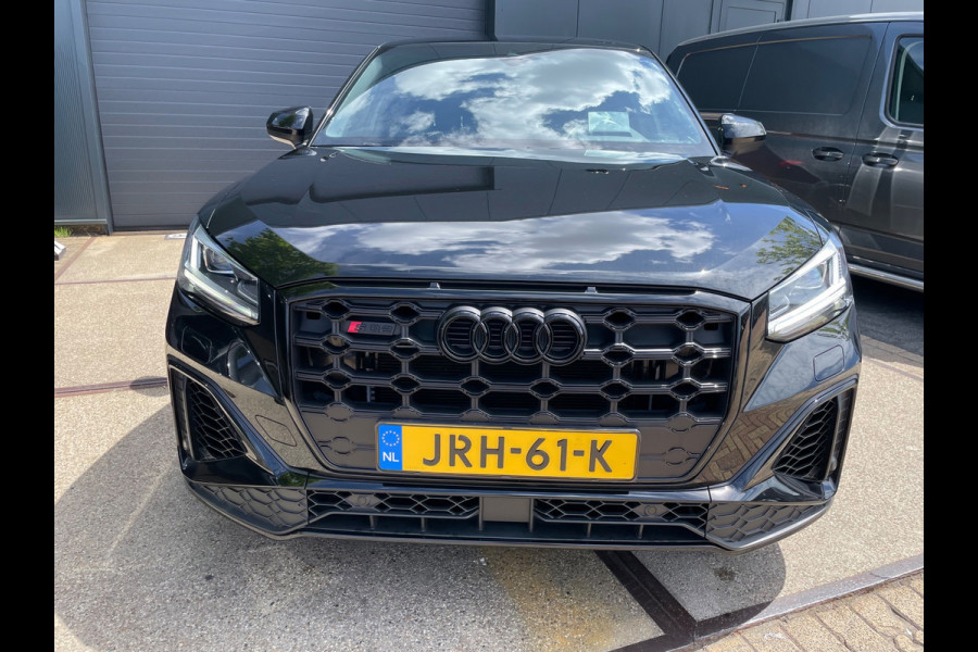 Audi Sq2 2.0 TFSI Pano camera boekjes zeer apart en netjes 1ste Eig