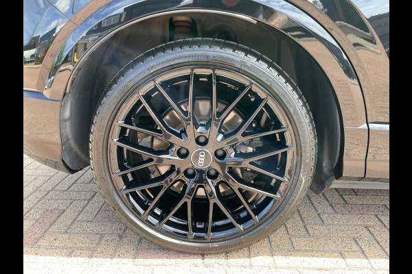 Audi Sq2 2.0 TFSI Pano camera boekjes zeer apart en netjes 1ste Eig