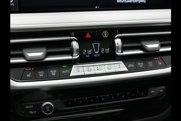 BMW X3 xDrive30e Business Edition Plus PHEV 293pk Dealer O.H. | Trekhaak Af Fabriek | Panodak | Head Up | Lederen Sportstoelen Memory & Verwarmd | Hifi Audio | Keyless | Blis | Apple Carplay | Navigatie | DAB | Cruise Control | Plug In Hybrid |