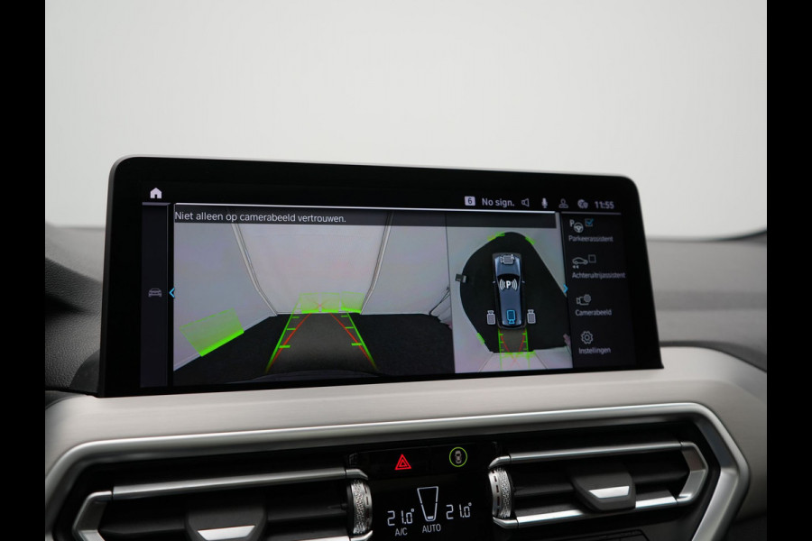 BMW X3 xDrive30e Business Edition Plus PHEV 293pk Dealer O.H. | Trekhaak Af Fabriek | Panodak | Head Up | Lederen Sportstoelen Memory & Verwarmd | Hifi Audio | Keyless | Blis | Apple Carplay | Navigatie | DAB | Cruise Control | Plug In Hybrid |