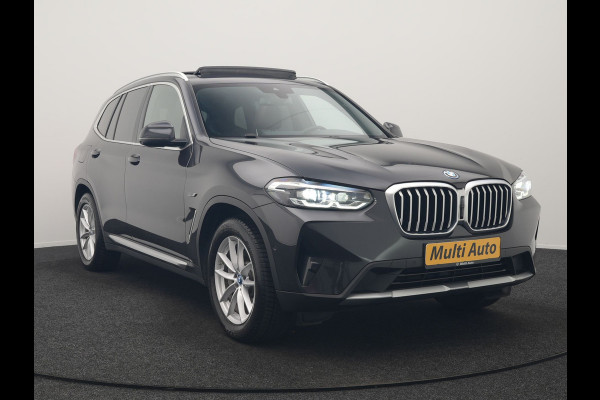 BMW X3 xDrive30e Business Edition Plus PHEV 293pk Dealer O.H. | Trekhaak Af Fabriek | Panodak | Head Up | Lederen Sportstoelen Memory & Verwarmd | Hifi Audio | Keyless | Blis | Apple Carplay | Navigatie | DAB | Cruise Control | Plug In Hybrid |