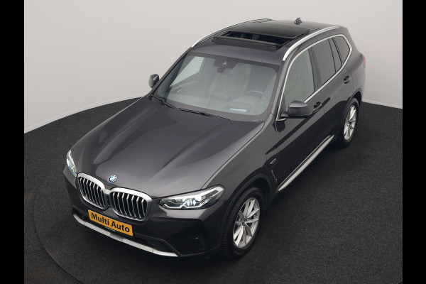 BMW X3 xDrive30e Business Edition Plus PHEV 293pk Dealer O.H. | Trekhaak Af Fabriek | Panodak | Head Up | Lederen Sportstoelen Memory & Verwarmd | Hifi Audio | Keyless | Blis | Apple Carplay | Navigatie | DAB | Cruise Control | Plug In Hybrid |