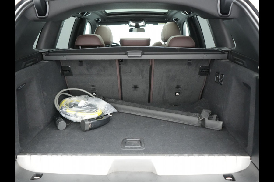 BMW X3 xDrive30e Business Edition Plus PHEV 293pk Dealer O.H. | Trekhaak Af Fabriek | Panodak | Head Up | Lederen Sportstoelen Memory & Verwarmd | Hifi Audio | Keyless | Blis | Apple Carplay | Navigatie | DAB | Cruise Control | Plug In Hybrid |