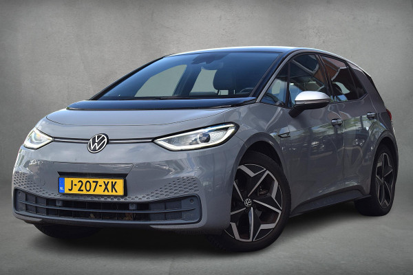 Volkswagen ID.3 First Plus 58 kWh | Stuur- en Stoelverw. | Camera | ACC | CarPlay