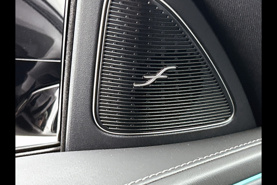 Mercedes-Benz E-Klasse 300 e Business Solution AMG | Premium pakket | Panoramaschuifdak | Trekhaak | Lederpakket | Winterpakket | Nightpakket |