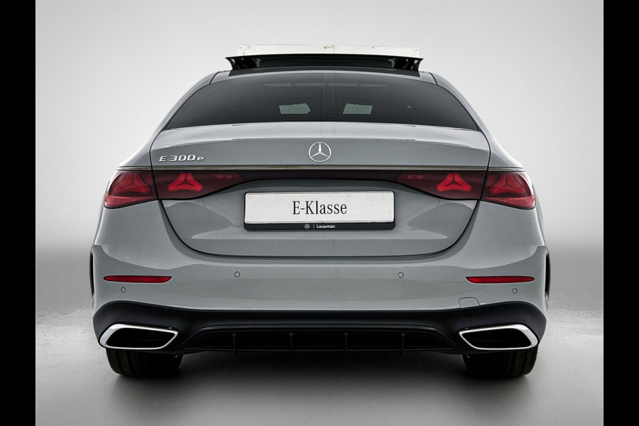 Mercedes-Benz E-Klasse 300 e Business Solution AMG | Premium pakket | Panoramaschuifdak | Trekhaak | Lederpakket | Winterpakket | Nightpakket |