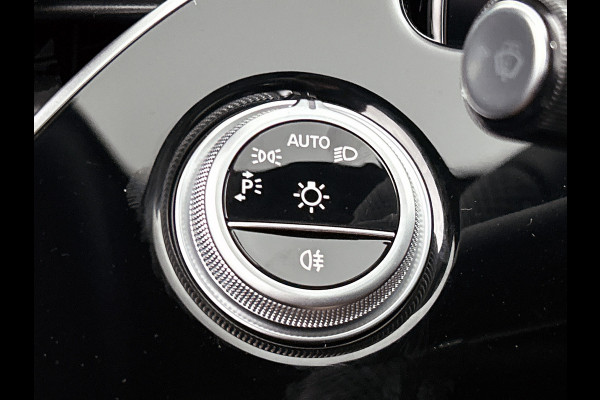 Mercedes-Benz E-Klasse 300 e Business Solution AMG | Premium pakket | Panoramaschuifdak | Trekhaak | Lederpakket | Winterpakket | Nightpakket |