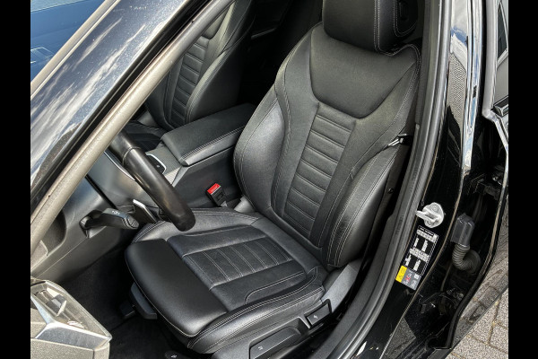 BMW 3 Serie Touring 320e xDrive High Executive M Sport Pakket Automaat / Live Cockpit Professional / Adaptief M Onderstel / Panoramadak / Stoelverwarming / Extra Getint Glas / LED / 19 Inch / Hifi / Lichtpakket