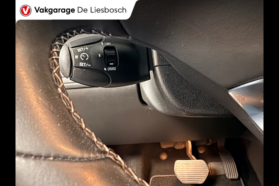 Peugeot 208 1.2 PureTech Active / Automaat / Camera / Cruise-control / trekhaak / Navigatie
