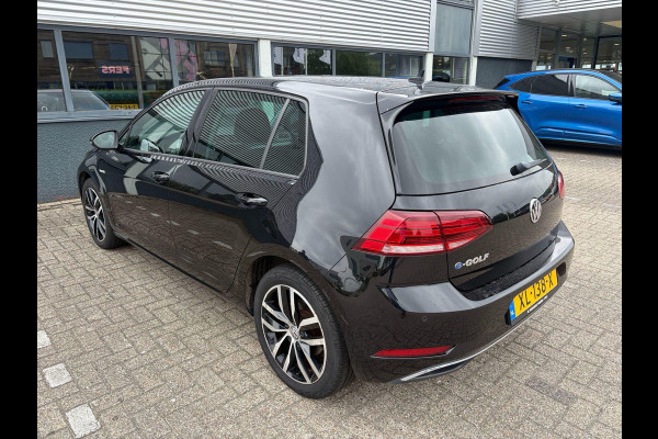 Volkswagen e-Golf e-Golf 136pk | Virtual Cockpit | Stoelverwarming | Adaptive Cruise | Camera |